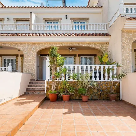 Holiday home Bungalow Oasis :”jacuzzi Y Playa” Ciudad Quesada