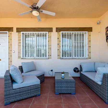 Bungalow Oasis :”jacuzzi Y Playa” * Ciudad Quesada