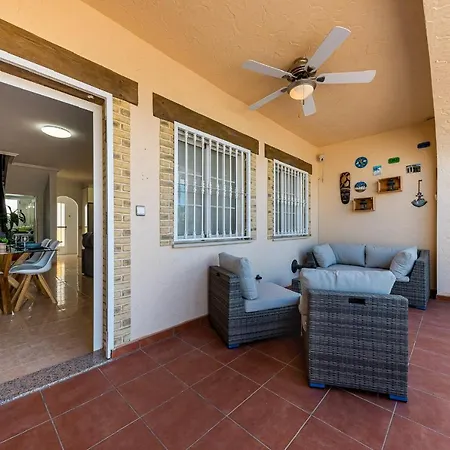 Bungalow Oasis :”jacuzzi Y Playa” *